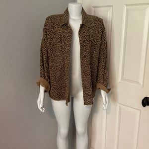 Oversize animal print lite weight jacket “”nwt” M